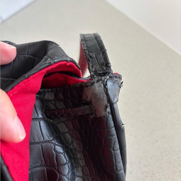 CARLOS FALCHI Vegan Leather Drawstring Bucket Shoulder Bag Purse Black Red Vtg - Picture 7 of 9